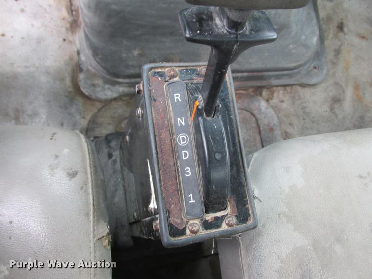 image for item K6160 2001 Sterling M6500 Acterra flatbed truck