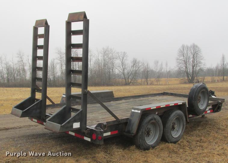 image for item K6161 2002 Towmaster 14DD equipment trailer