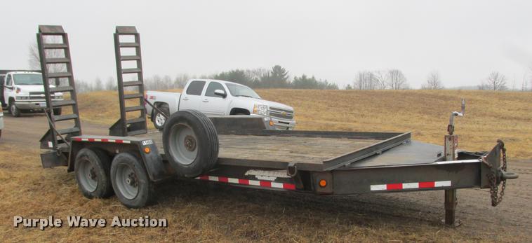 image for item K6161 2002 Towmaster 14DD equipment trailer