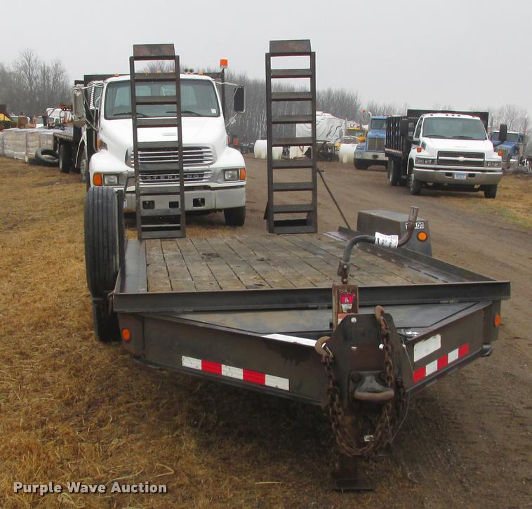 image for item K6161 2002 Towmaster 14DD equipment trailer