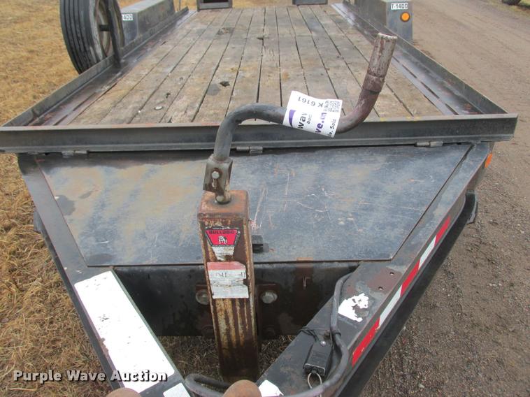 image for item K6161 2002 Towmaster 14DD equipment trailer