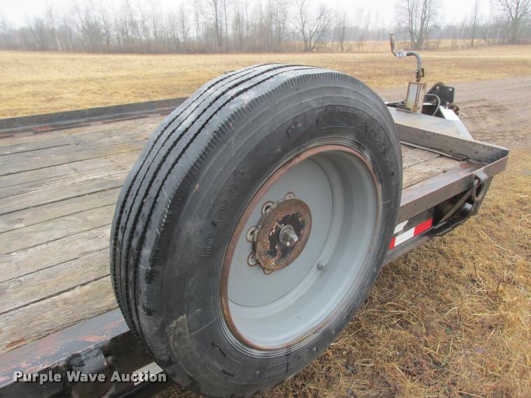 image for item K6161 2002 Towmaster 14DD equipment trailer