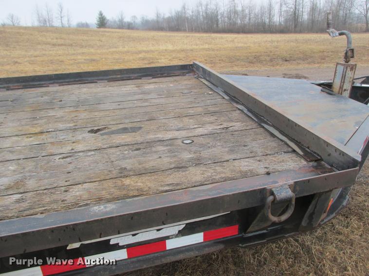 image for item K6161 2002 Towmaster 14DD equipment trailer