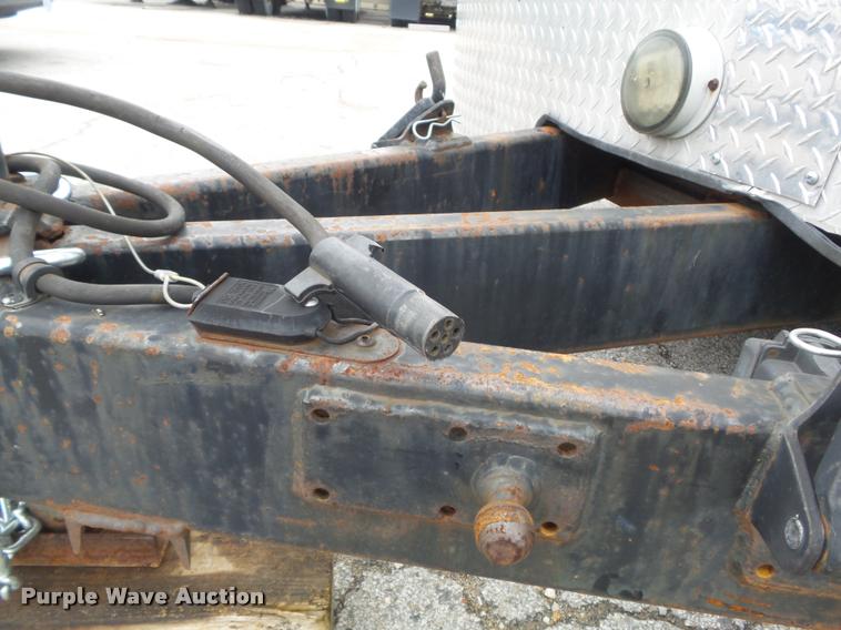 image for item K7687 2002 Doolittle enclosed cargo trailer