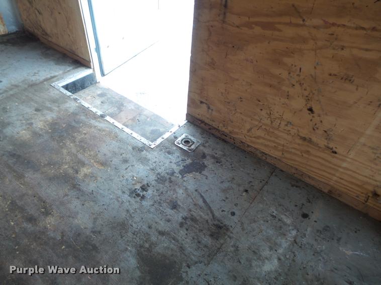 image for item K7687 2002 Doolittle enclosed cargo trailer