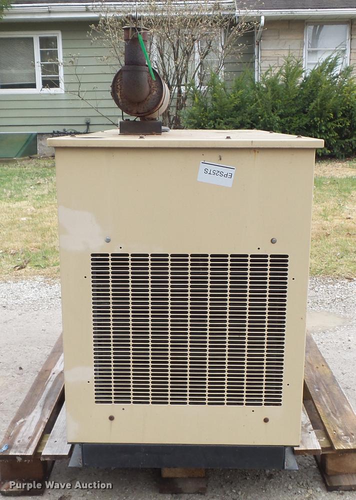 image for item K7691 1998 Generac generator