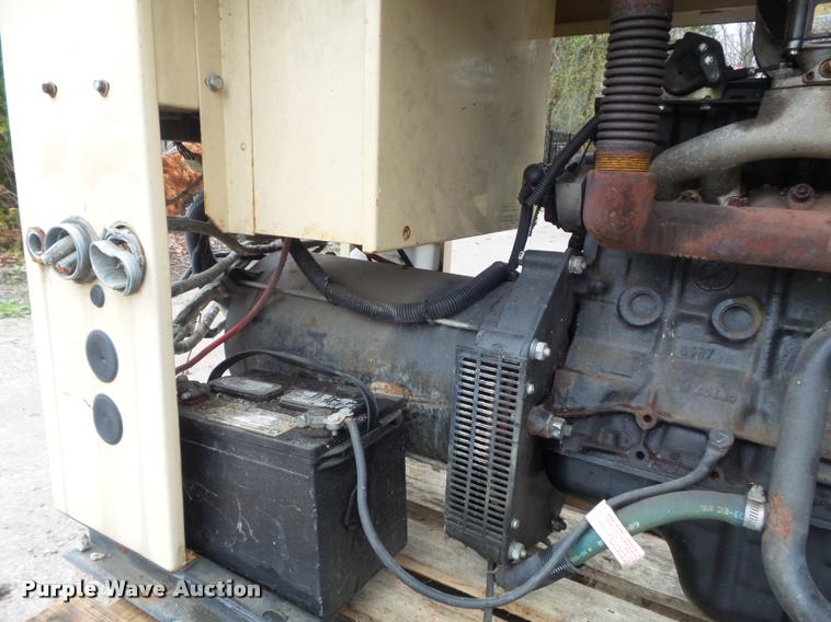 image for item K7692 1998 Generac generator
