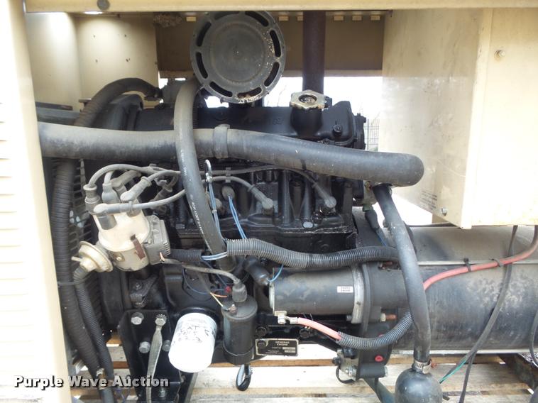 image for item K7692 1998 Generac generator