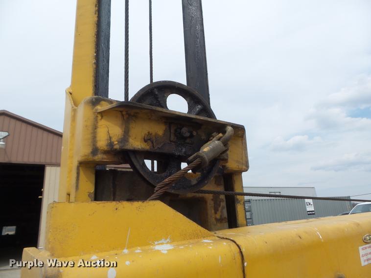 image for item K7695 1986 Broderson MH-42B Hydra-hammer pavement breaker