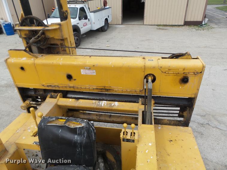 image for item K7695 1986 Broderson MH-42B Hydra-hammer pavement breaker