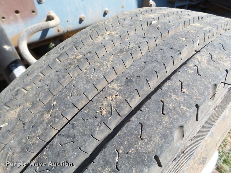 image for item L1563 1987 Kenworth service truck