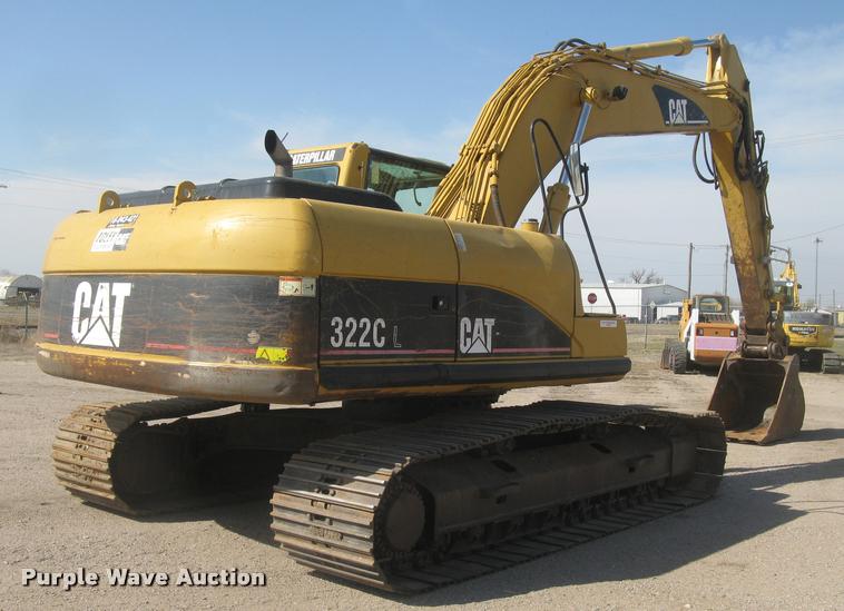image for item L3982 2005 Caterpillar 322C L excavator