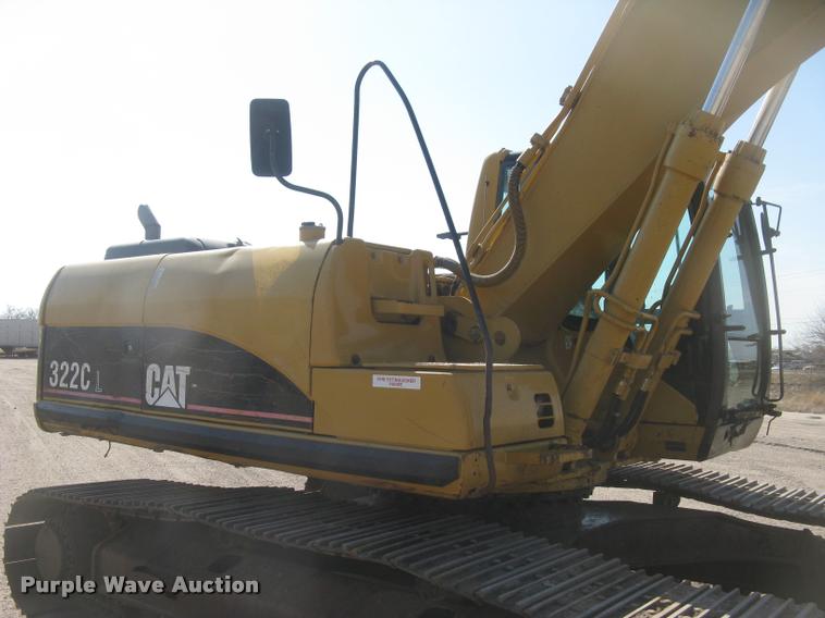 image for item L3982 2005 Caterpillar 322C L excavator
