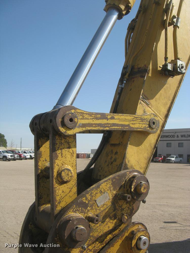 image for item L3982 2005 Caterpillar 322C L excavator