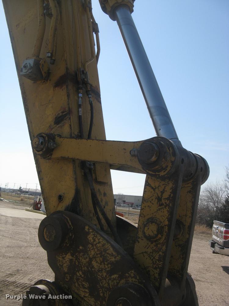image for item L3982 2005 Caterpillar 322C L excavator