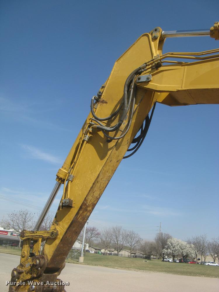 image for item L3982 2005 Caterpillar 322C L excavator