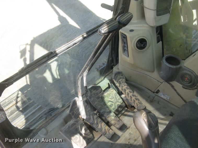 image for item L3982 2005 Caterpillar 322C L excavator