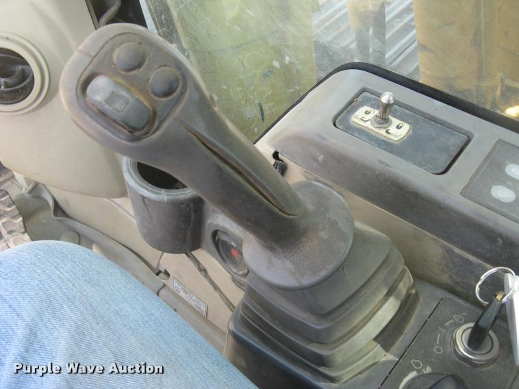 image for item L3982 2005 Caterpillar 322C L excavator