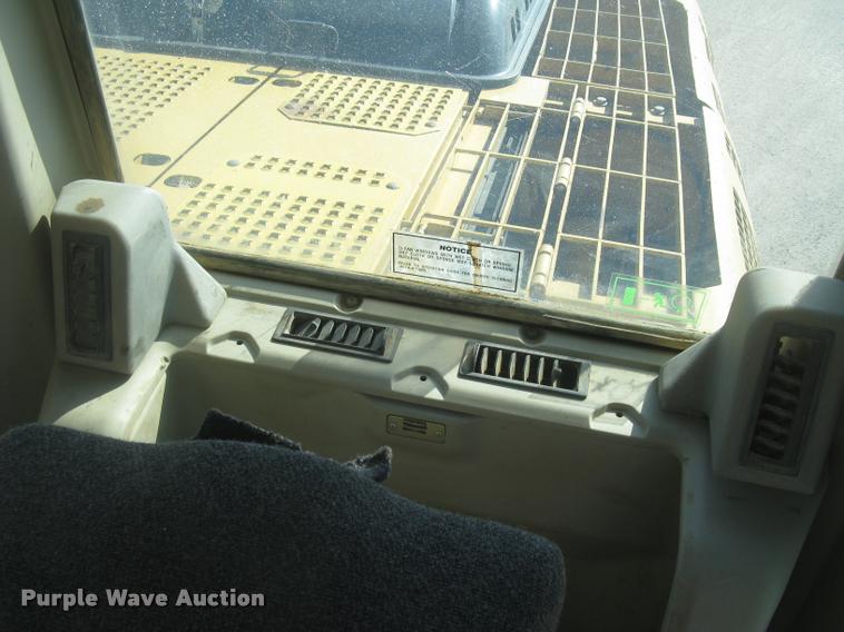 image for item L3982 2005 Caterpillar 322C L excavator