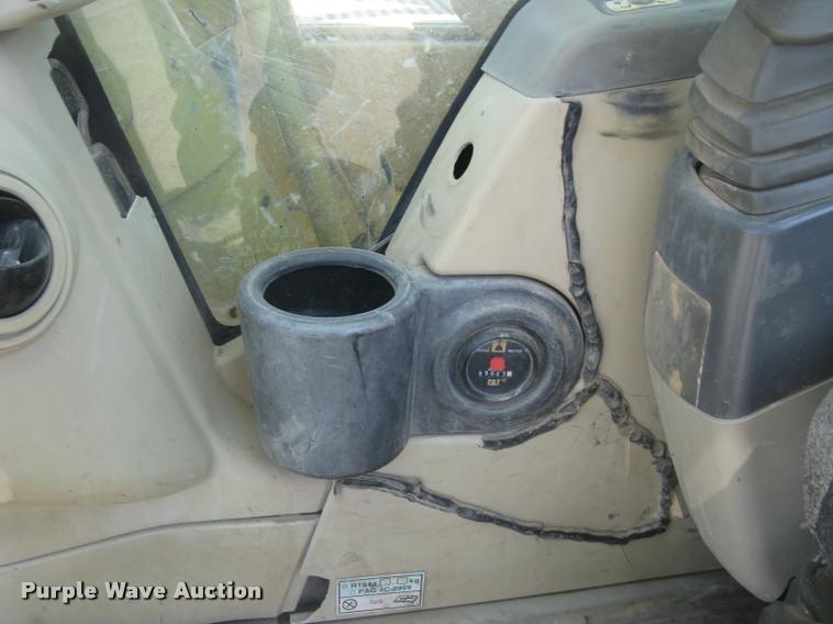 image for item L3982 2005 Caterpillar 322C L excavator