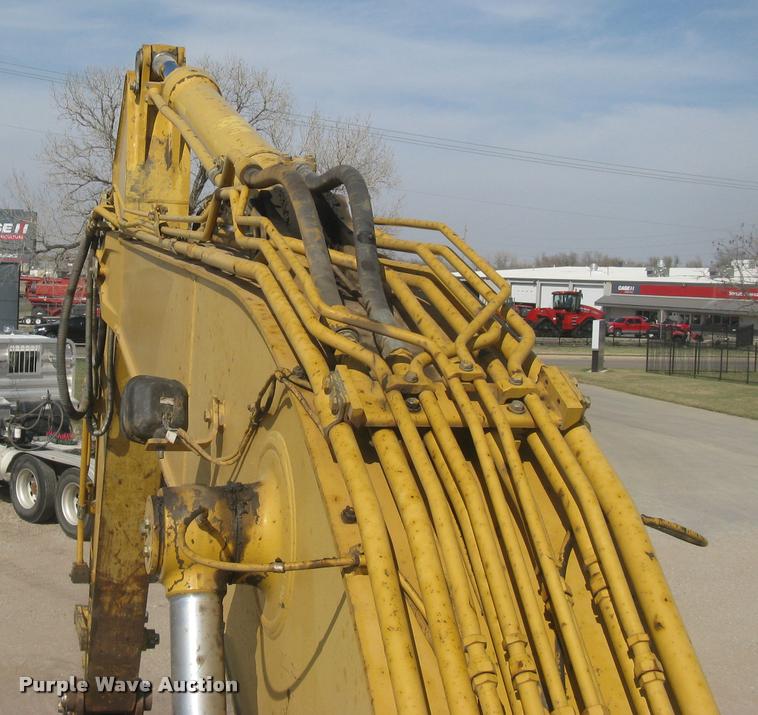 image for item L3982 2005 Caterpillar 322C L excavator