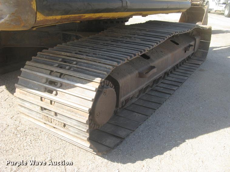 image for item L3982 2005 Caterpillar 322C L excavator