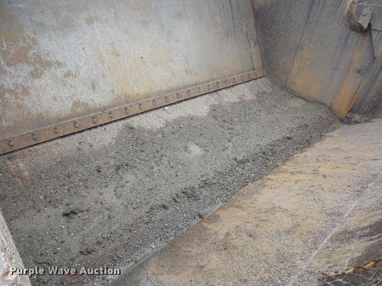 image for item L4656 2000 Icon CEM17B scraper