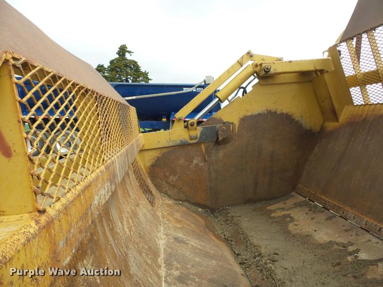 image for item L4657 2000 Icon CEM17B scraper