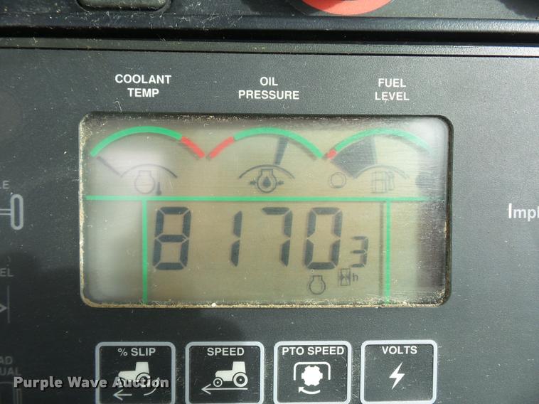 image for item L4658 2004 John Deere 9520 4WD tractor