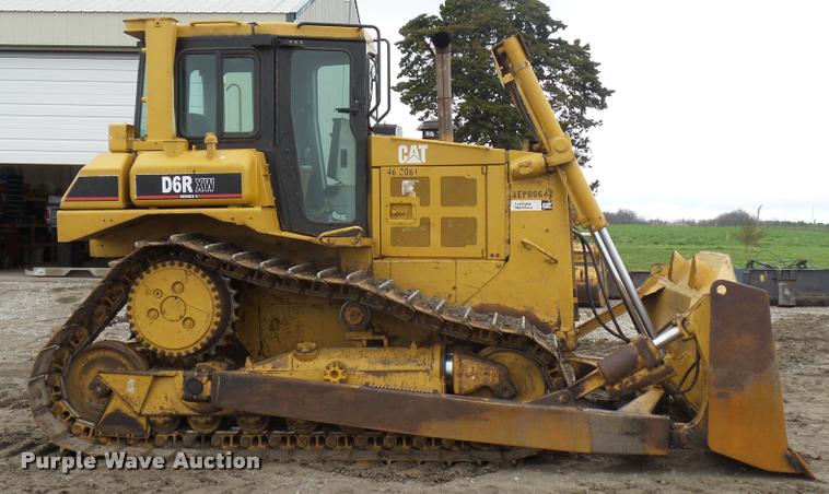 image for item L4659 2005 Caterpillar D6R XW Series II dozer