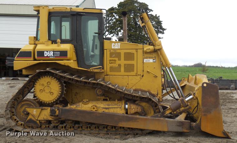 image for item L4659 2005 Caterpillar D6R XW Series II dozer