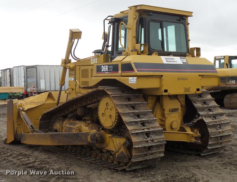 image for item L4659 2005 Caterpillar D6R XW Series II dozer