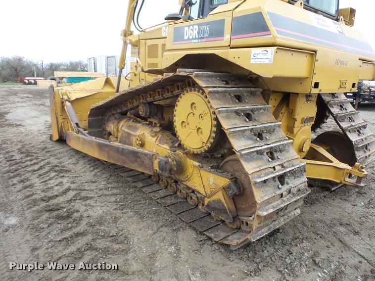 image for item L4659 2005 Caterpillar D6R XW Series II dozer