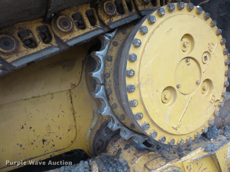 image for item L4659 2005 Caterpillar D6R XW Series II dozer