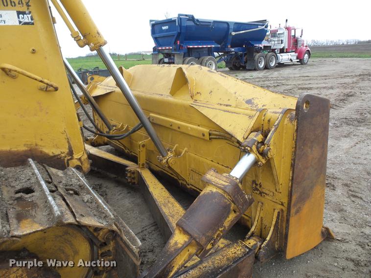 image for item L4659 2005 Caterpillar D6R XW Series II dozer