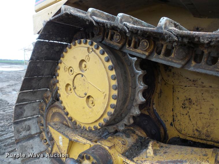 image for item L4659 2005 Caterpillar D6R XW Series II dozer