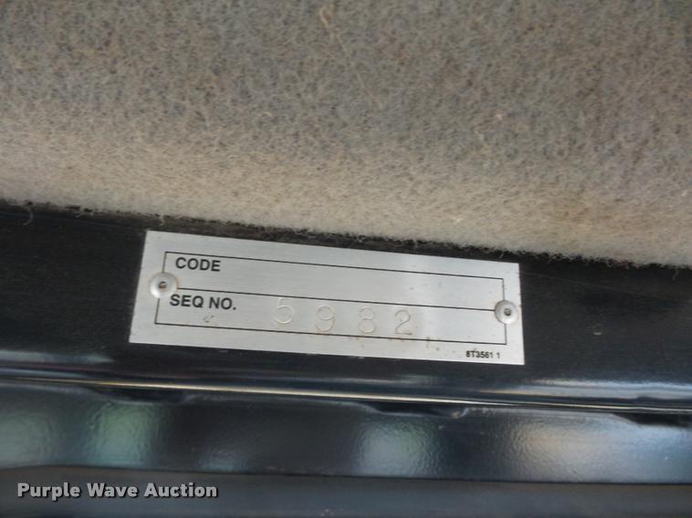 image for item L4659 2005 Caterpillar D6R XW Series II dozer