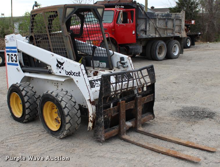 image for item L4960 2000 Bobcat 763 skid steer