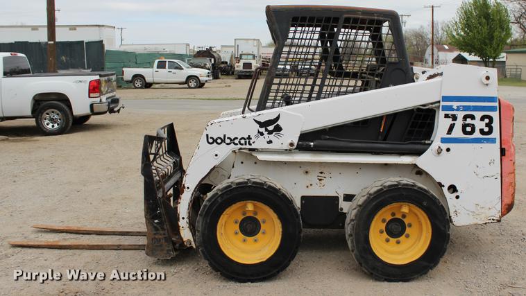 image for item L4960 2000 Bobcat 763 skid steer