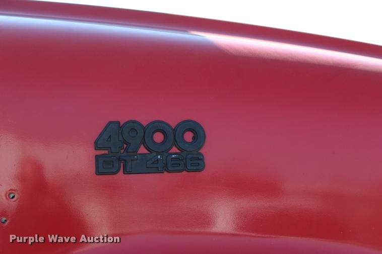 image for item L4961 1996 International 4900 dump truck