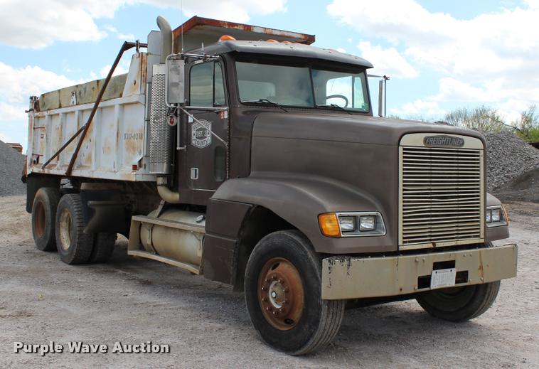 image for item L4970 1990 Freightliner FLD dump truck