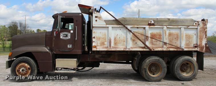 image for item L4970 1990 Freightliner FLD dump truck