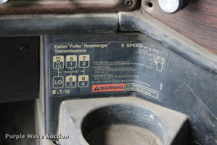 image for item L4970 1990 Freightliner FLD dump truck