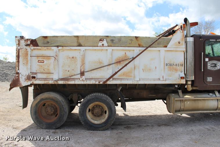 image for item L4970 1990 Freightliner FLD dump truck