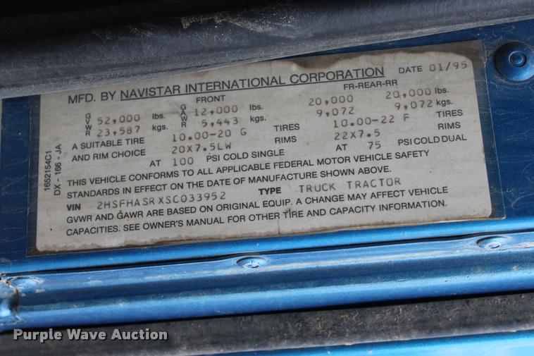 image for item L4971 1995 International 9400 dump truck