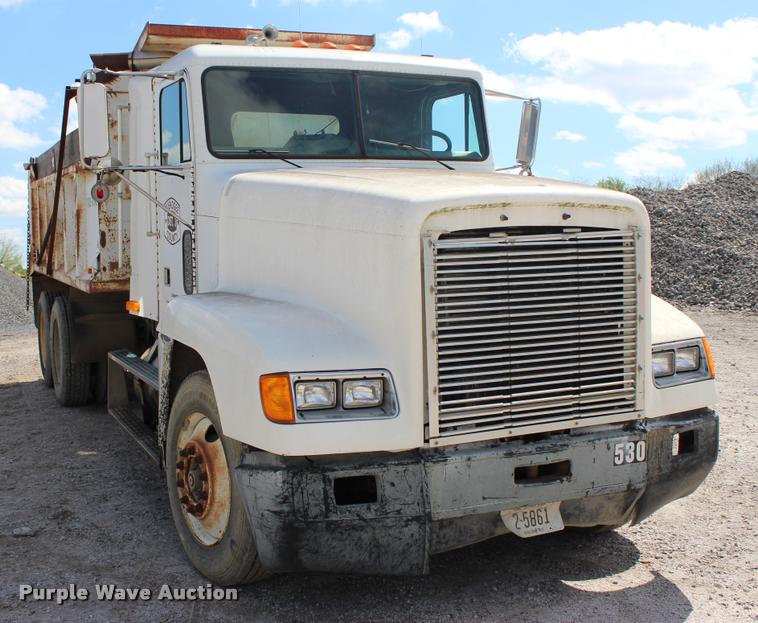 image for item L4972 1993 Freightliner FLD dump truck