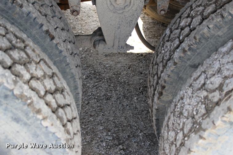 image for item L4972 1993 Freightliner FLD dump truck