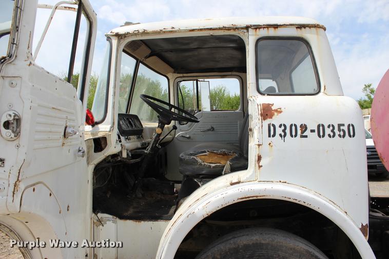 image for item L4973 1978 Ford 8000 tank truck