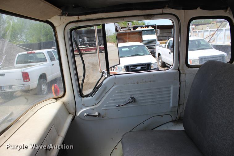 image for item L4973 1978 Ford 8000 tank truck