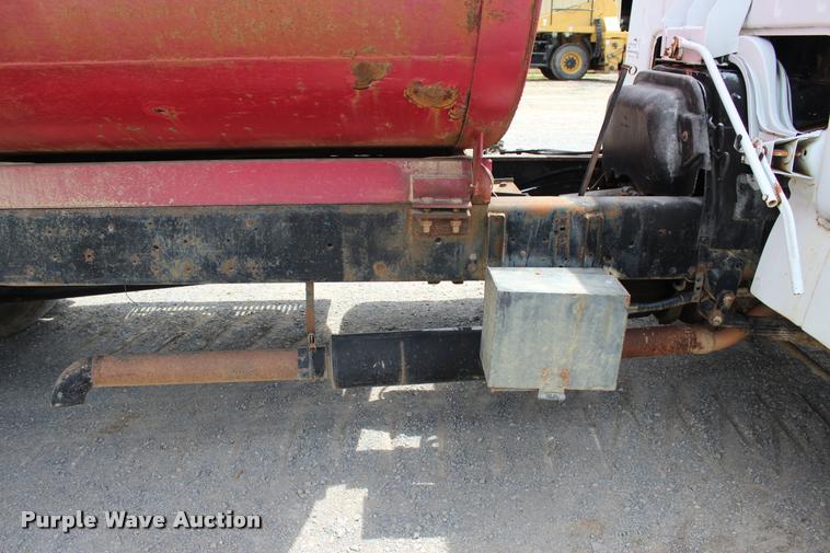 image for item L4973 1978 Ford 8000 tank truck